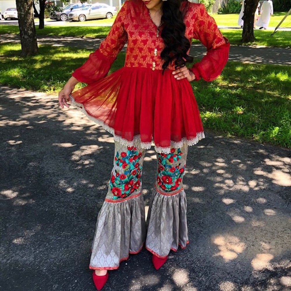 Desi shalwar kameez shalvar Pakistani indian
